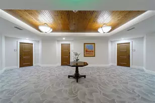 11 Baymont St, Clearwater Beach, FL 33767 - Photo 8