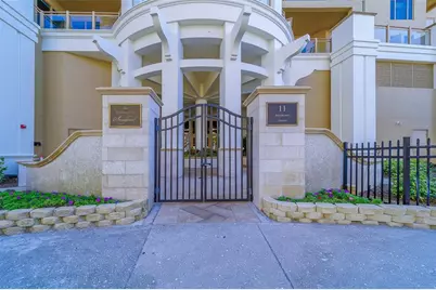 11 Baymont Street #1109, Clearwater Beach, FL 33767 - Photo 4