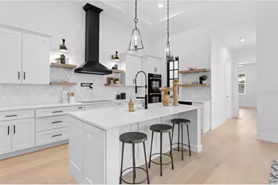 201 S Shade Avenue, Sarasota, FL 34237 - Photo 16