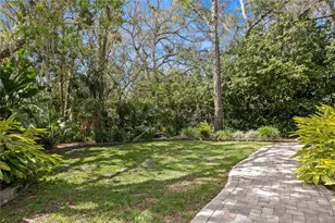 16204 Sierra De Avila, Tampa, FL 33613 - Photo 68