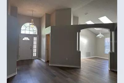 8928 Southbay Drive, Tampa, FL 33615 - Photo 4
