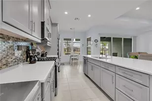 4916 Sevilla Shores Dr, Wimauma, FL 33598 - Photo 14