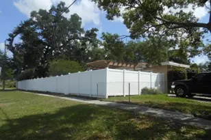 2925 W Paris St, Tampa, FL 33614 - Photo 2