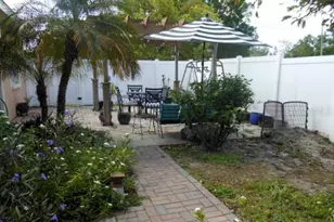 2925 W Paris St, Tampa, FL 33614 - Photo 18