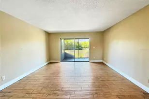 7210 N Manhattan Ave, Tampa, FL 33614 - Photo 4