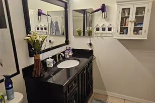 2418 Nantucket Field Way, Sun City Center, FL 33573 - Photo 18