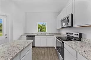 576 Bay Leaf Dr, Poinciana, FL 34759 - Photo 4