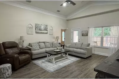 6107 W 1st Mnr, Palatka, FL 32177 - Photo 2