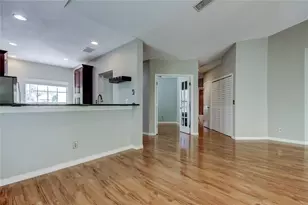 11303 Shipwatch Ln, Largo, FL 33774 - Photo 20