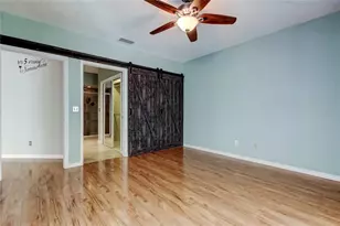 11303 Shipwatch Ln, Largo, FL 33774 - Photo 12