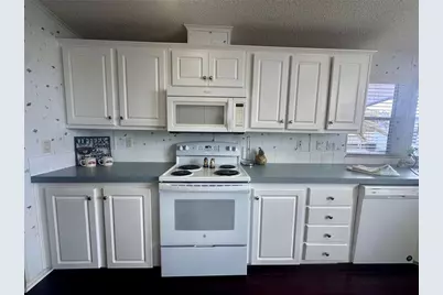 1100 Belcher Road S #406, Largo, FL 33771 - Photo 8