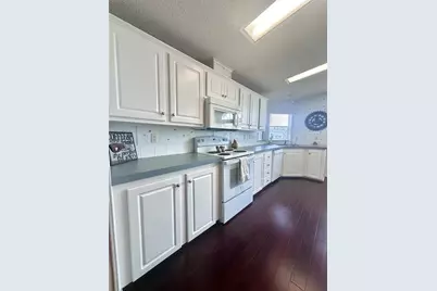 1100 Belcher Road S #406, Largo, FL 33771 - Photo 6