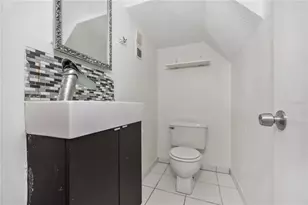 14414 Reuter Strasse Cir, Tampa, FL 33613 - Photo 10