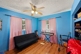 2426 17th Ave N, Saint Petersburg, FL 33713 - Photo 12