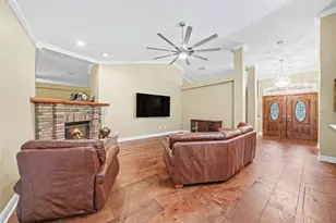 19216 Ridgelake Dr, Lutz, FL 33549 - Photo 14