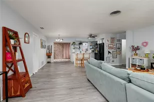 3595 79th St N, Saint Petersburg, FL 33710 - Photo 8