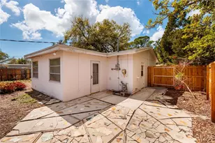 3595 79th St N, Saint Petersburg, FL 33710 - Photo 22