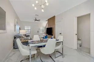 6765 Lake Rochester Ln, Gibsonton, FL 33534 - Photo 6