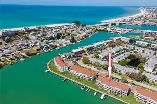 12334 Capri Cir N, Treasure Island, FL 33706 - Photo 48