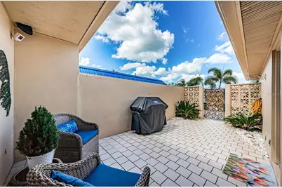 476 Boca Ciega Point Boulevard S, Saint Petersburg, FL 33708 - Photo 24