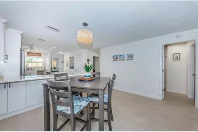 476 Boca Ciega Point Boulevard S, Saint Petersburg, FL 33708 - Photo 20