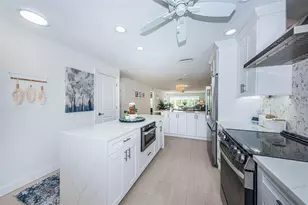 476 Boca Ciega Point Blvd S, Saint Petersburg, FL 33708 - Photo 16