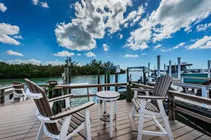 476 Boca Ciega Point Blvd S, Saint Petersburg, FL 33708 - Photo 2