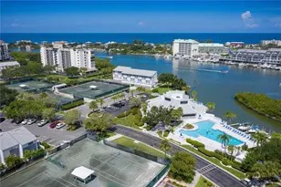 11500 Shipwatch Dr, Largo, FL 33774 - Photo 30