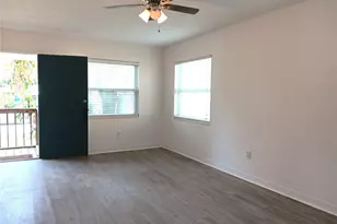 4942 Oxford Ave N, Saint Petersburg, FL 33710 - Photo 4