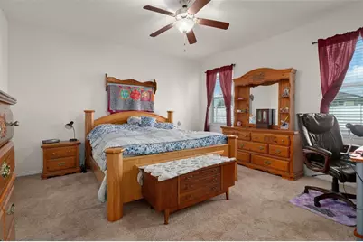 36154 Laguna Hills Circle, Zephyrhills, FL 33541 - Photo 8