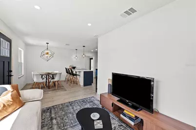 7331 36th Avenue N, Saint Petersburg, FL 33710 - Photo 6