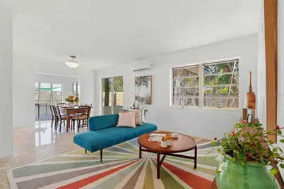 1190 79th Avenue N, Saint Petersburg, FL 33702 - Photo 2