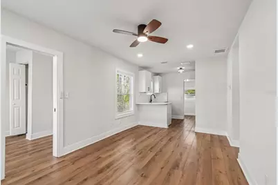 1916 35th Street S, Saint Petersburg, FL 33711 - Photo 4