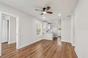 1916 35th St S, Saint Petersburg, FL 33711 - Photo 4