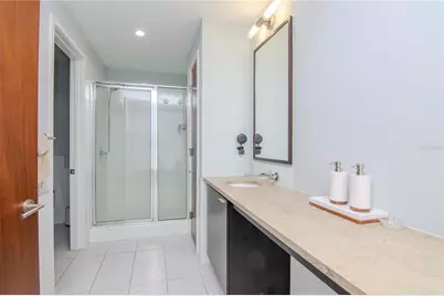 111 N 12th Street #1523, Tampa, FL 33602 - Photo 10