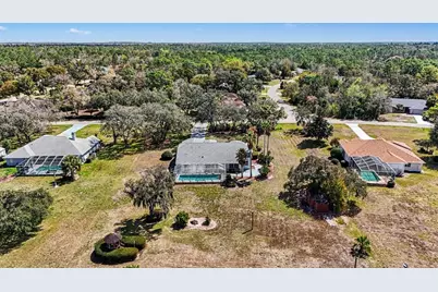 11009 Woodland Waters Boulevard, Weeki Wachee, FL 34613 - Photo 8