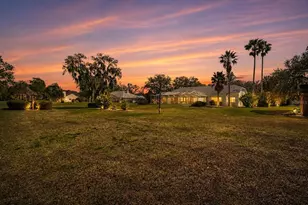 11009 Woodland Waters Blvd, Weeki Wachee, FL 34613 - Photo 6
