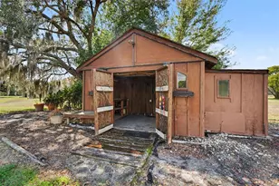 11009 Woodland Waters Blvd, Weeki Wachee, FL 34613 - Photo 34