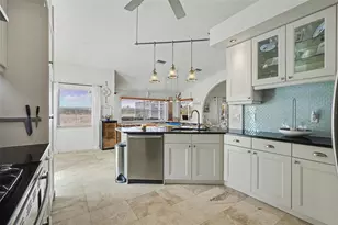 11009 Woodland Waters Blvd, Weeki Wachee, FL 34613 - Photo 18