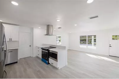 3947 Overlook Drive NE, Saint Petersburg, FL 33703 - Photo 6