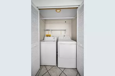 10626 Longwood Drive #102, Seminole, FL 33777 - Photo 12