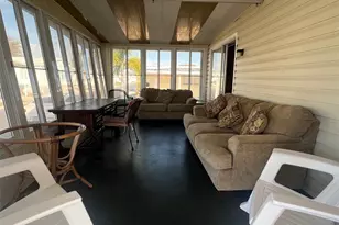 19 Pindo Palm St W, Largo, FL 33770 - Photo 10