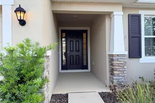 8313 Wheat Stone Dr, Zephyrhills, FL 33540 - Photo 4