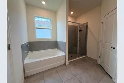 8313 Wheat Stone Drive, Zephyrhills, FL 33540 - Photo 20