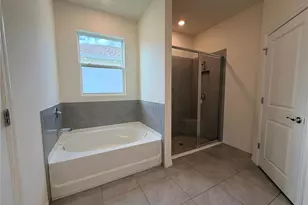 8313 Wheat Stone Dr, Zephyrhills, FL 33540 - Photo 20