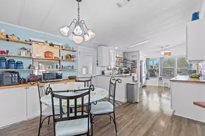 35057 McCulloughs Leap, Zephyrhills, FL 33541 - Photo 4