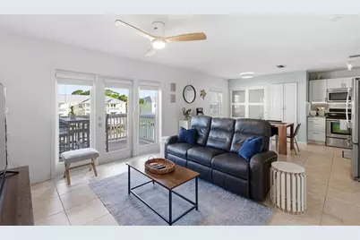 5174 Beach Drive SE #D, Saint Petersburg, FL 33705 - Photo 4