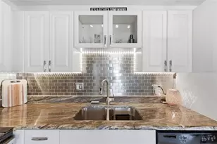 5174 Beach Dr SE, Saint Petersburg, FL 33705 - Photo 16