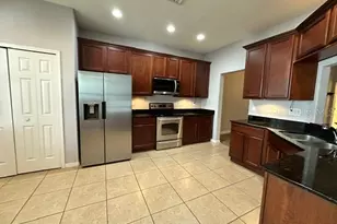 1506 Hillview Ln, Tarpon Springs, FL 34689 - Photo 10