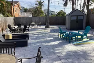 13121 4th St E, Madeira Beach, FL 33708 - Photo 16